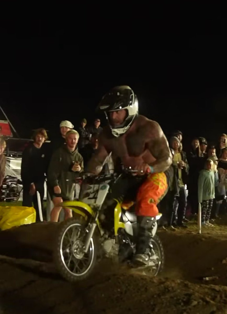 Studio Cat tweet media