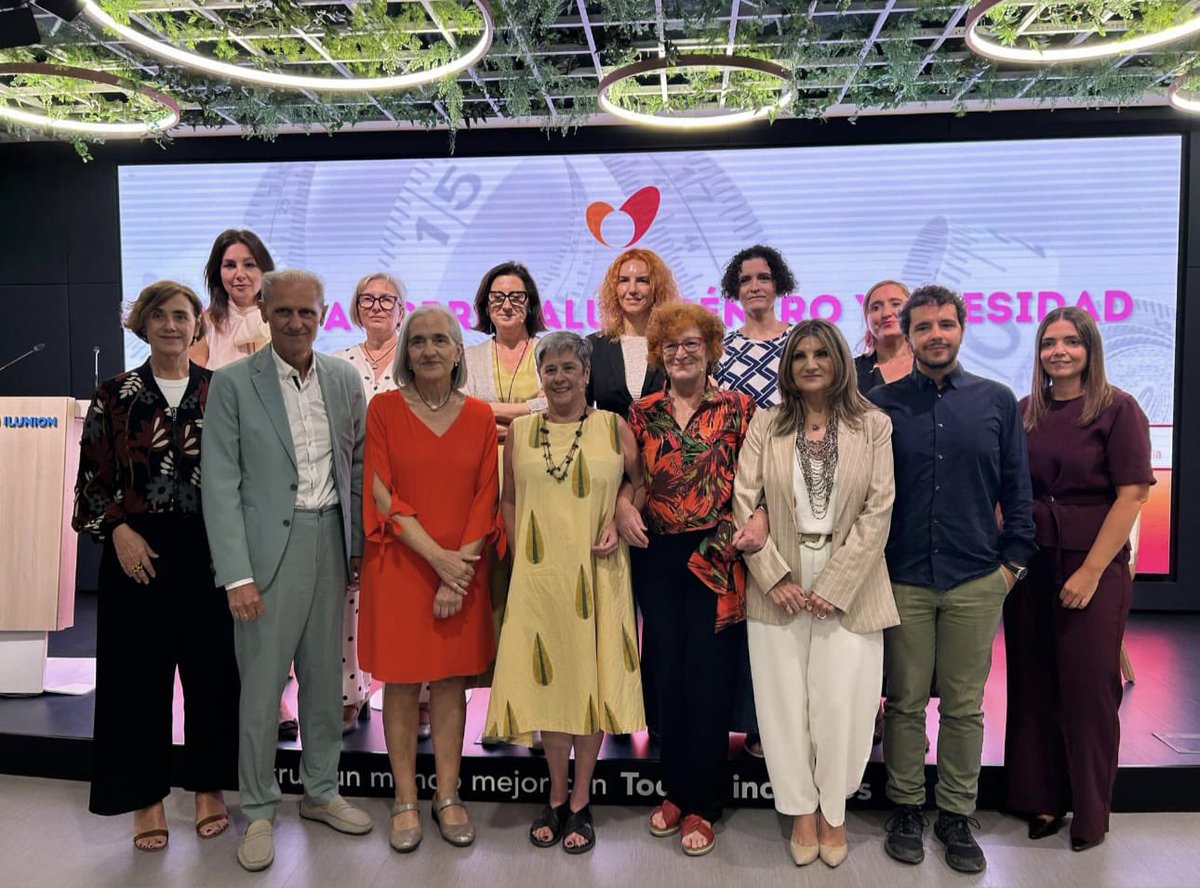 MariloFlores_'s tweet image. 🌹Enhorabuena por la presentación del libro blanco Salud y Género
MUJER Y OBESIDAD .
“Reconocer la obesidad como una enfermedad y no como un estigma es un acto de justicia y humanidad, especialmente hacia las mujeres y los colectivos más vulnerables.”
#LibroBlanco
#PSOE