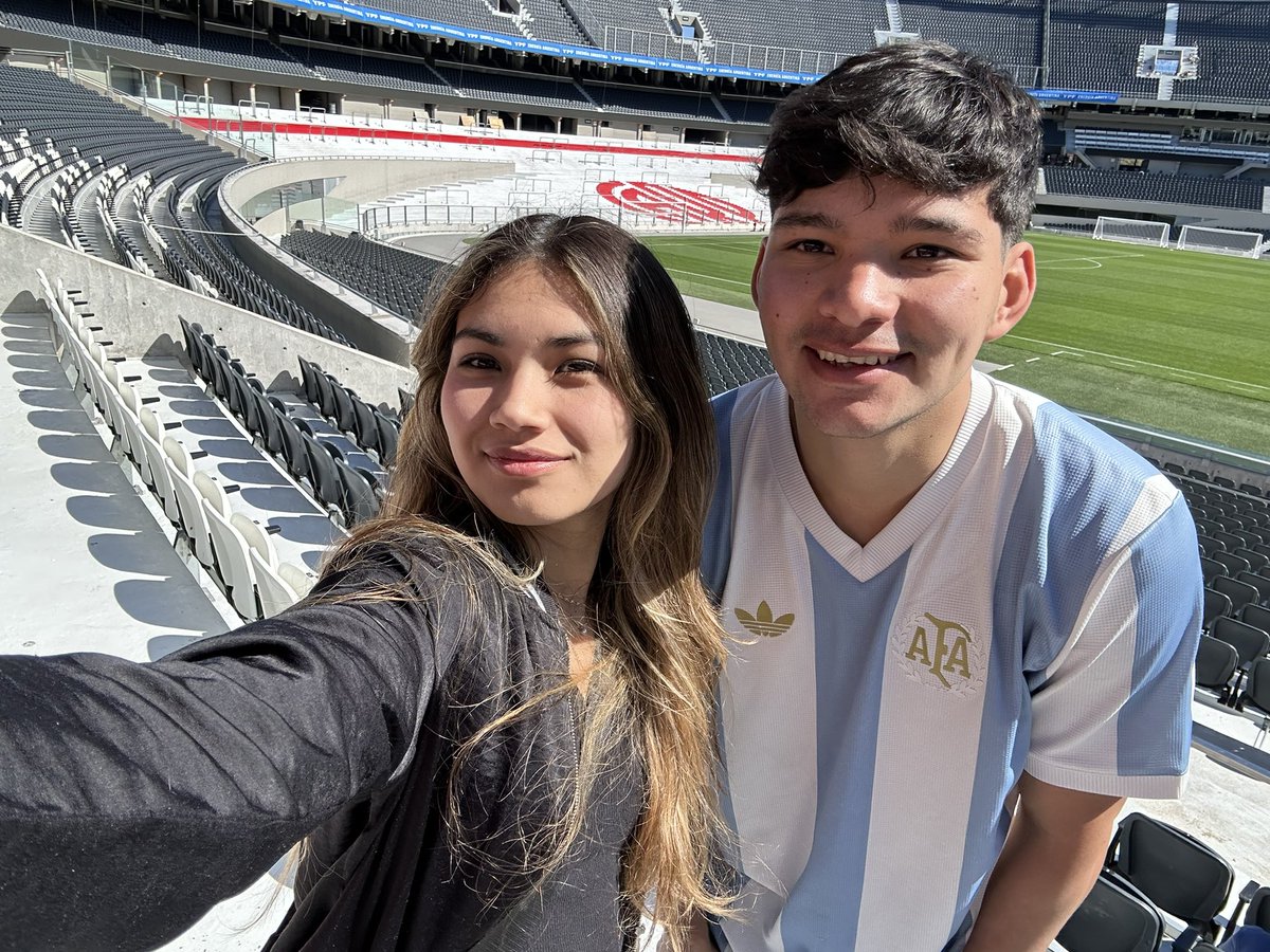 Acostaaaa7's tweet photo. si es con vos todo es más lindo ❤️ https://t.co/AdPzp0cPjP