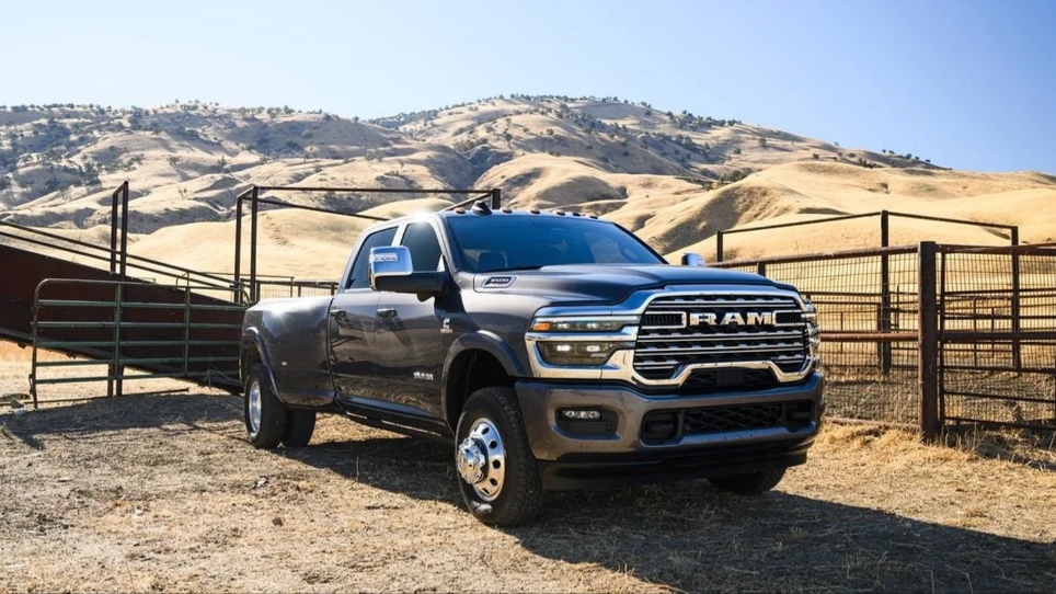 vicdodge's tweet image. 🌟 New week, new deals! 🌟
It’s Monday and the savings are here—start your week off right behind the wheel of your next ride. 🚘🔥
Come see us today and drive home happy!
#MondayDeals #SaveBig #DriveToday