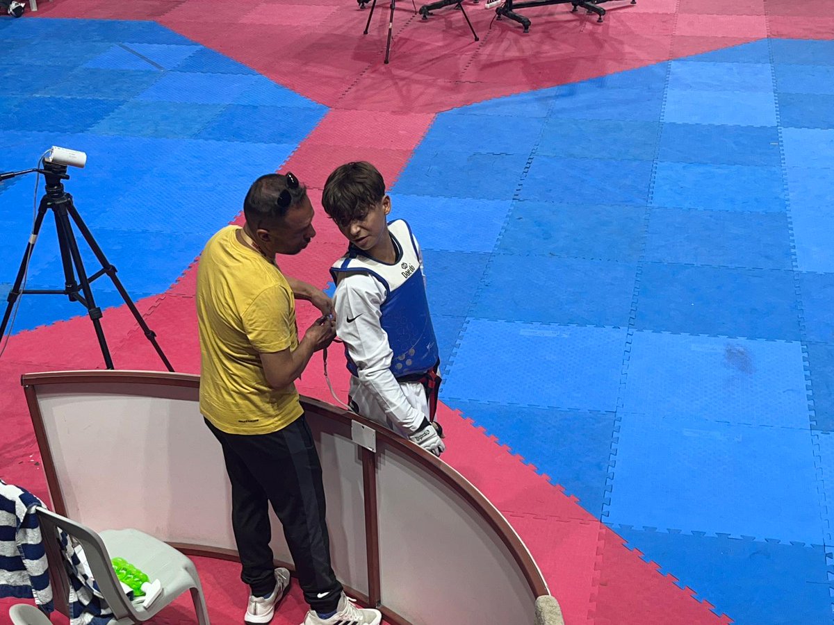 Ankara Minikler Türkiye Taekwondo Şampiyonası Miniklerimizin mücadelelerini kutluyorum muhtesem  organizasyon için federasyonumuzu tebrik ediyoruz👏👏👏👏 <a href="/gencliksporbak/">Gençlik ve Spor Bakanlığı 🇹🇷</a> <a href="/OA_BAK/">Dr. Osman Aşkın Bak</a> <a href="/tkdfed/">Türkiye Taekwondo Federasyonu</a> <a href="/bahritanrikulu/">Bahri Tanrıkulu</a>  <a href="/hamzayerlikaya/">Hamza Yerlikaya 🇹🇷</a>