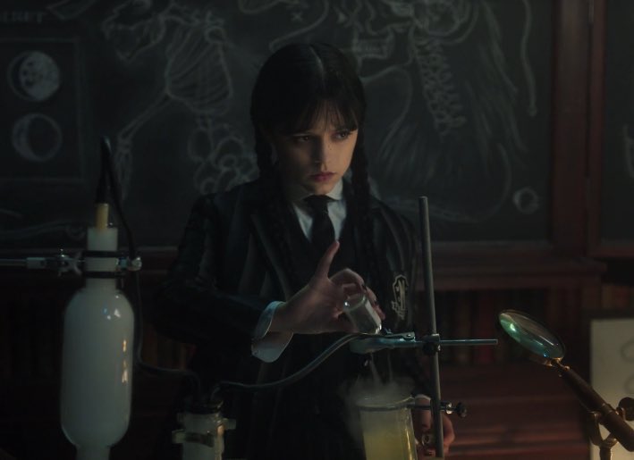 Hun_hyde's tweet image. "You have feelings for him"
Wednesday: