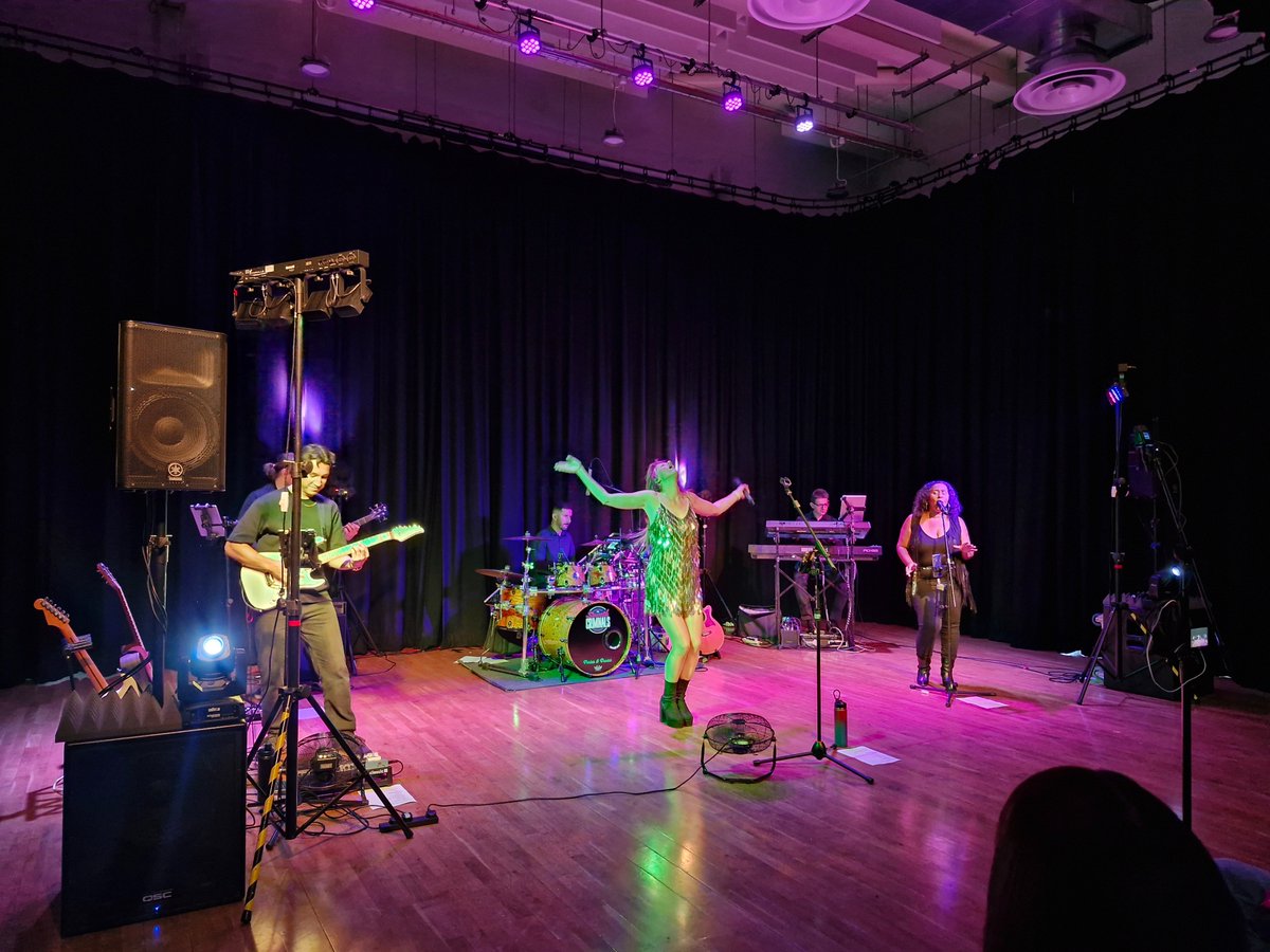 TQEA_Principal's tweet image. How lucky were our students to experience the wonderful and extremely talented My Version - the Taylor Swift Tribute on Friday evening. A fantastic opportunity to see professional musicians - incredible! #MyVersion #TaylorSwift #TQEAMusic