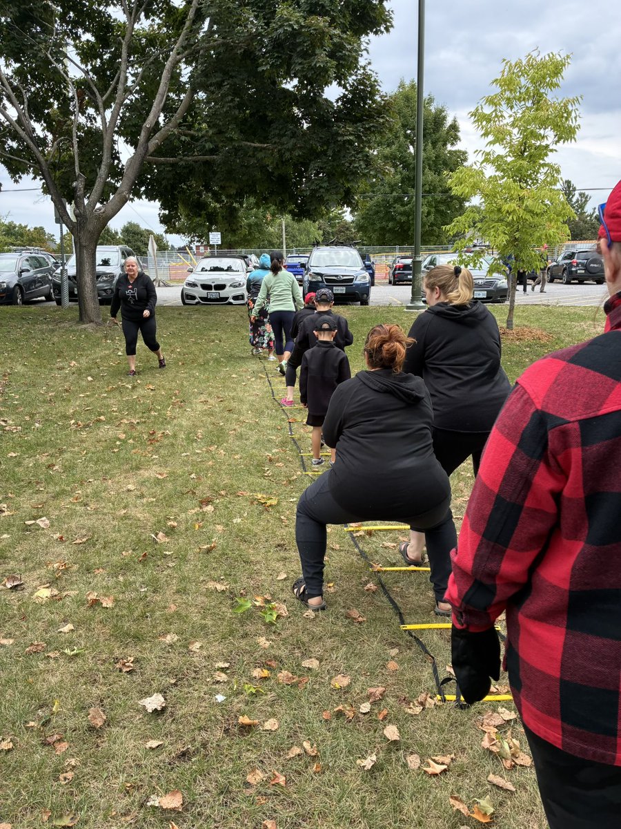 UOHIResearch's tweet image. Day 6, 7, 8!
Heather from the @heartinstitute Res Admin’s JUMP IN™ Challenge is back in her dragon boat! 
Her ❤️ is in the game and her team came in 2nd place! 
🔗jumpinnow.ca