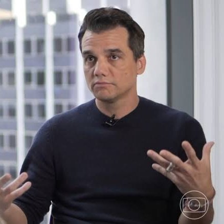 “Os brasileiros sabem o que é ditadura. Os americanos não. É por isso que fomos eficientes na defesa da democracia quando nossas instituições foram atacadas. Aqui nos EUA, as pessoas às vezes tomam a democracia como garantida. Isso me assusta".

Wagner Moura,
Ao divulgar o filme