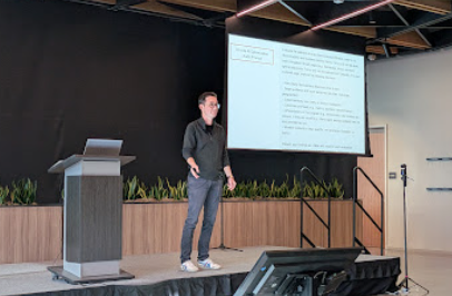 ndyjsimpson's tweet photo. π€ Andy @crestodina shares how AI is reshaping organic traffic, focus on optimizing for AI mentions and conversions. Develop content with buyer-centric details and evidence. Boost brand visibility in AI's knowledge sources for higher-converting leads #localu #localseo https://t.co/s6UhSt2jMa
