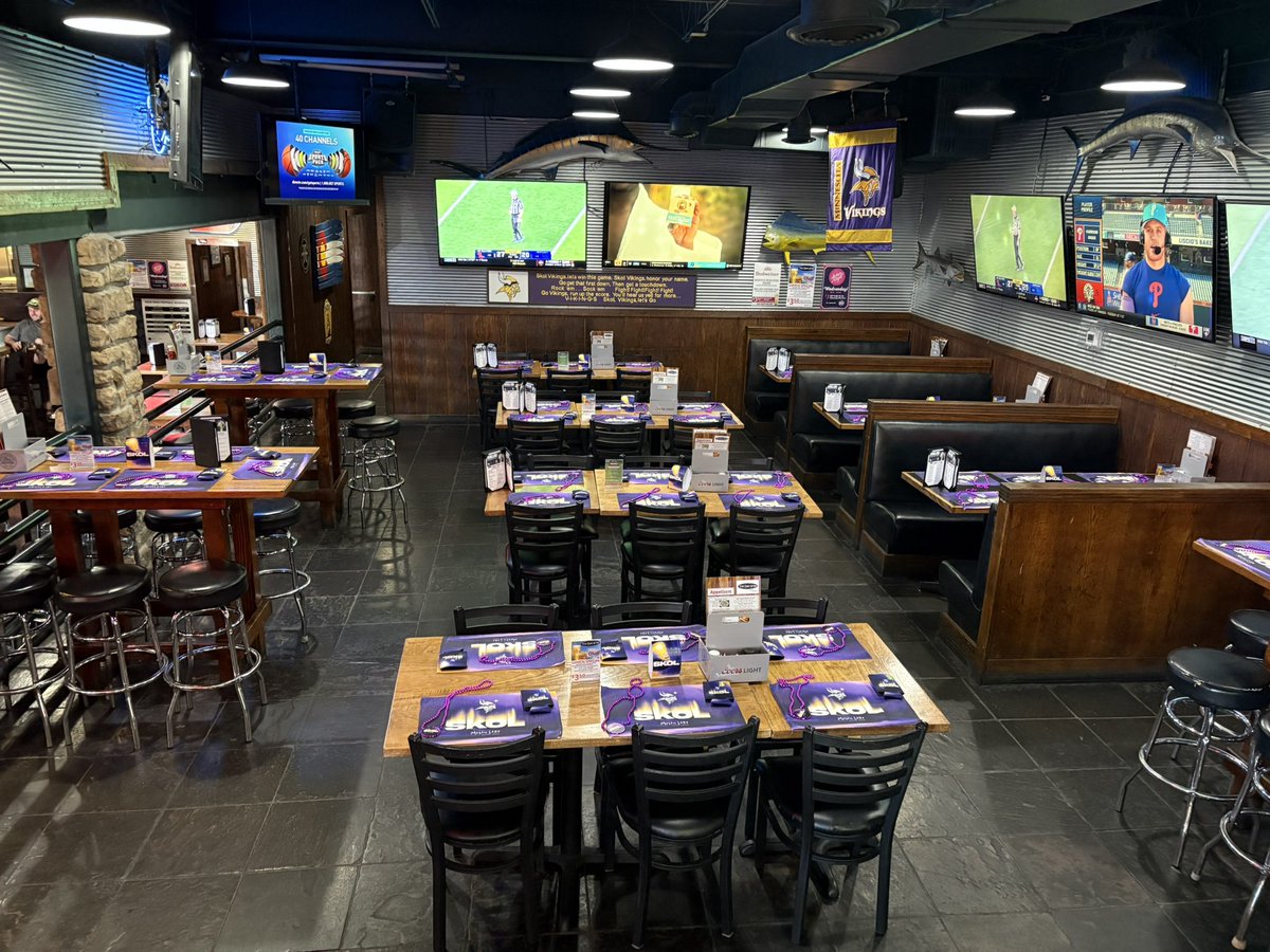💜💛 The Dam Grille is ready for you tonight, Vikings fans! 💛💜

We’ve got the flags flying, the colors up, and the energy building for kickoff. 🏈
Come join us at Denver’s #1 Vikings Bar for ice-cold beers, the best wings in Denver, and all the game-day vibes.

⚡️ SKOL! ⚡️