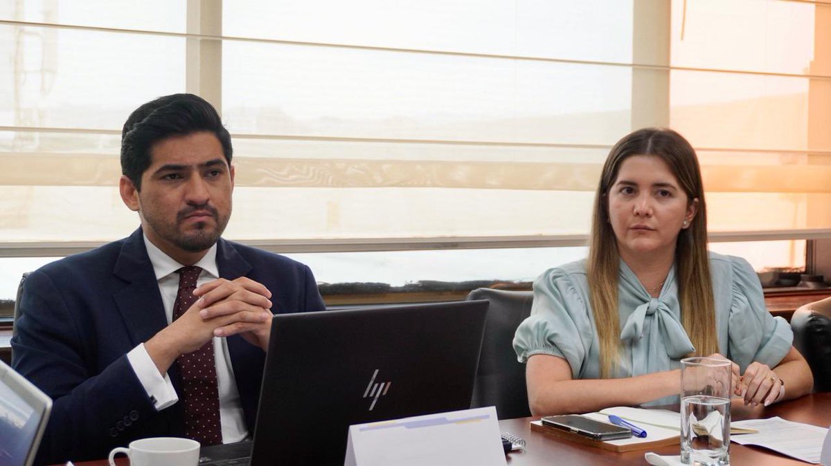 #Guayas | El ministro <a href="/DPalaciosEc/">Danilo Palacios</a>  se reunió con representantes de la <a href="/cnaecuador/">Cámara Acuacultura</a> para tratar temas de negociación internacional y fortalecer la defensa de nuestros productos en mercados internacionales 🇪🇨.

Se destacó la importancia de contar con un frente técnico y de