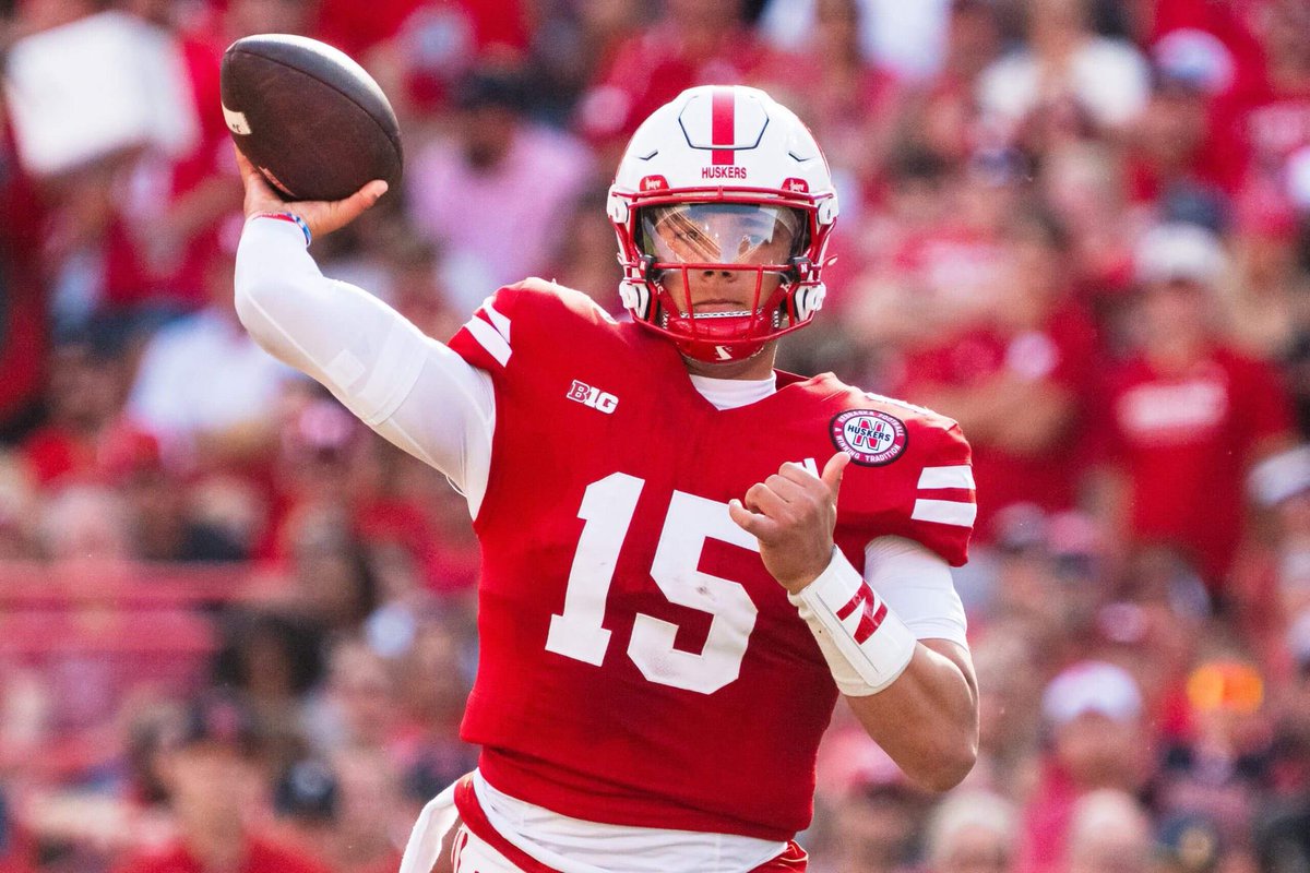 BenScottStevens's tweet photo. Thru Week 2…

36 FBS QBs have 5+ pass TD w/o an INT.

16 FBS QBs have a comp pct of 75%+.

15 FBS QBs have 600+ pass yds.

Only 3 have done all 3:

• Dylan Lonergan - 658 yds, 8 TD, 75.9%
• Beau Pribula - 617 yds, 5 TD, 79.1%
• Dylan Raiola - 607 yds, 6 TD, 78.1%

Impressive. https://t.co/M88pInExh2