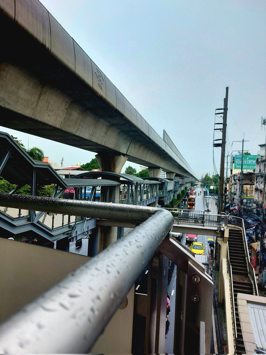 At BTS green line
3 Collection of Memories