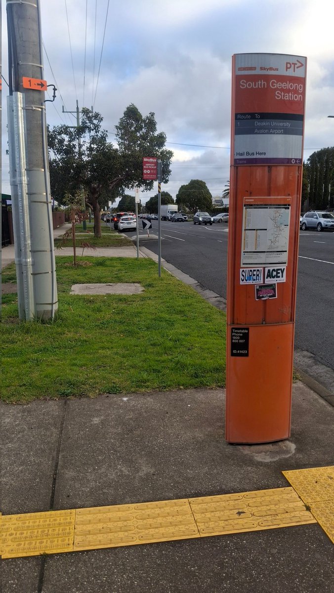 craig_halsall's tweet photo. @griffonboi @Blue_Pie_Ninja @aussiewongm At #SouthGeelong there is still both #PTV &amp; #SkyBus signage for the #AvalonAirport service that also vanished with Covid with a private #MyBus shuttle now running for a "fixed rate from as little as $45 per person" 😳😬

https://t.co/0jGaP6KCuO

#TransportVictoria https://t.co/UccQlgVxeP