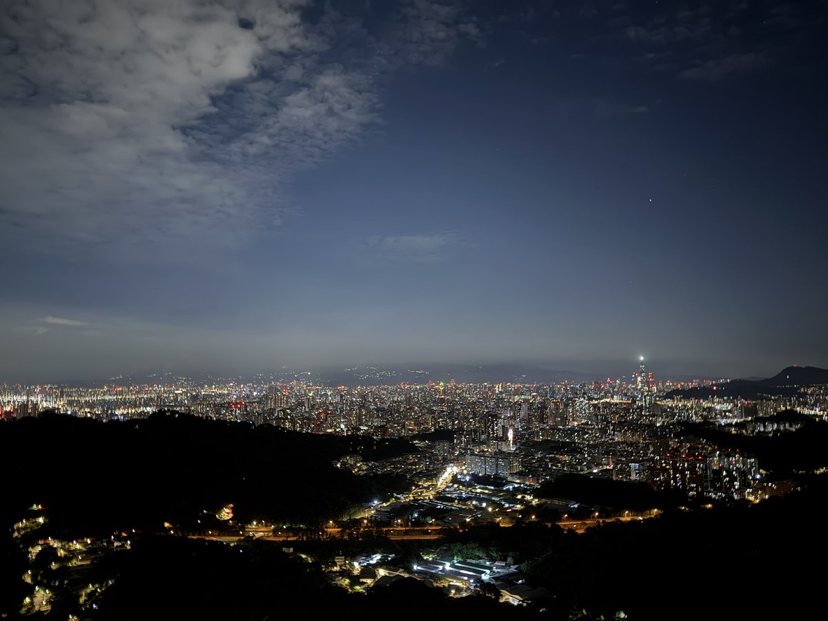 好久沒看夜景…😍