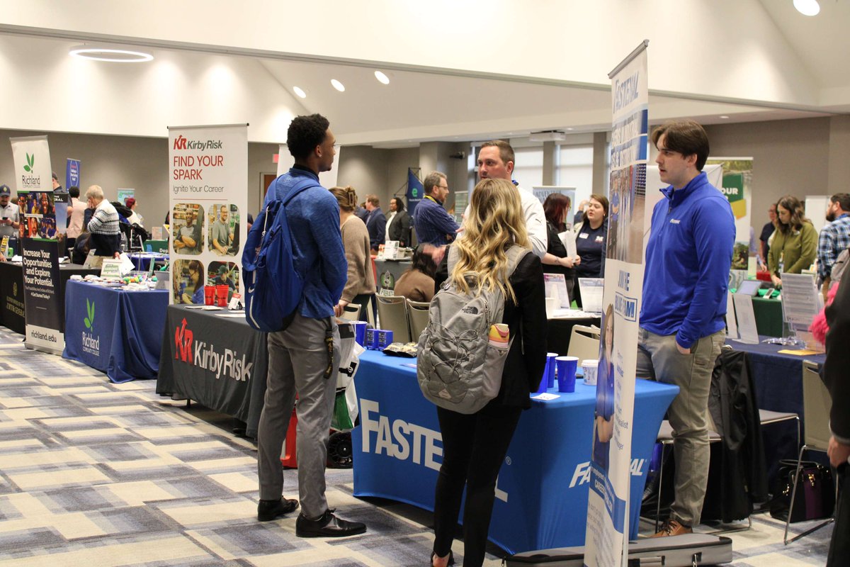 📣 MU students and alumni looking for employment this fall will have multiple events to help their job search! Join us for Dress to Impress THIS Weds., Sept. 10, a Career Fair Prep Session Sept. 24 and the Career &amp; Internship Fair Oct. 8.

🔗 Learn more: ow.ly/k13050WTygp