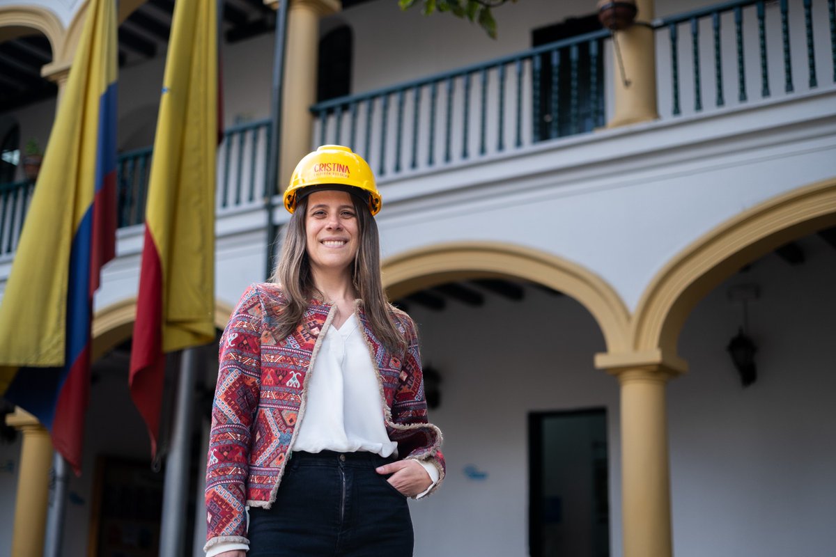 Concejo de Bogotá (@concejodebogota) on Twitter photo #Comunicado| La concejal Cristina Calderón Restrepo exige al Gobierno Nacional reglamentar la Ley contra el Ruido 🗞️ <a href="/CCalderonRA/">Cristina Calderón Restrepo</a>
➡️concejodebogota.gov.co/la-concejal-cr… #Comunicado| La concejal Cristina Calderón Restrepo exige al Gobierno Nacional reglamentar la Ley contra el Ruido 🗞️ <a href="/CCalderonRA/">Cristina Calderón Restrepo</a>
➡️concejodebogota.gov.co/la-concejal-cr…