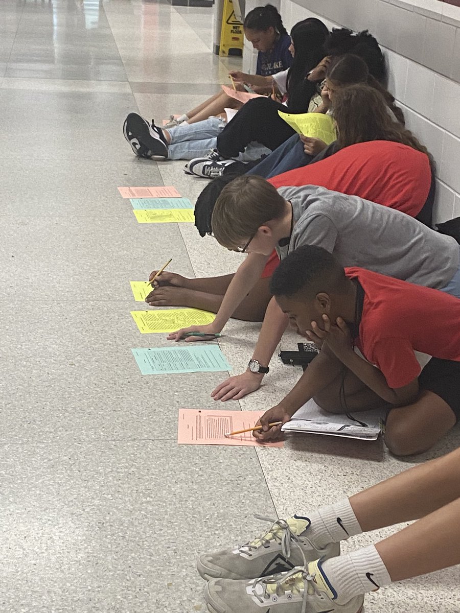 Sobrien2020's tweet image. STEAM students analyzing primary sources to determine HOW Cabeza de Vaca survived. #geography #culture #adaptation can’t wait to see final products