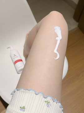 hammo2014's tweet image. Skin care before going to bed at night🧴