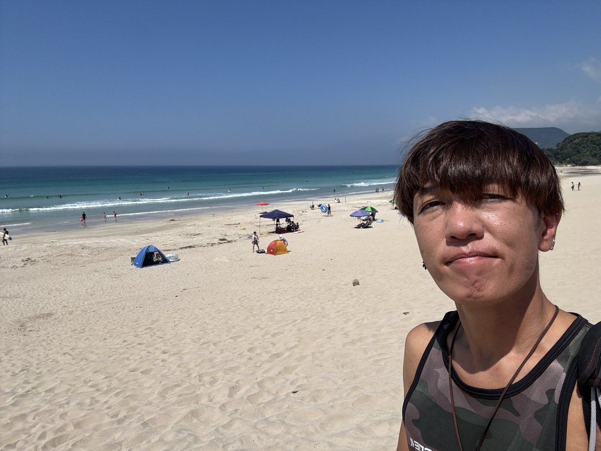 doggy_ego's tweet photo. こんにちわんこw
今日はソロツー。。🏍️
伊豆の白浜海岸まで来たよ
9月でも、海水浴客がそこそこいる。 https://t.co/ZctF6VeHEo