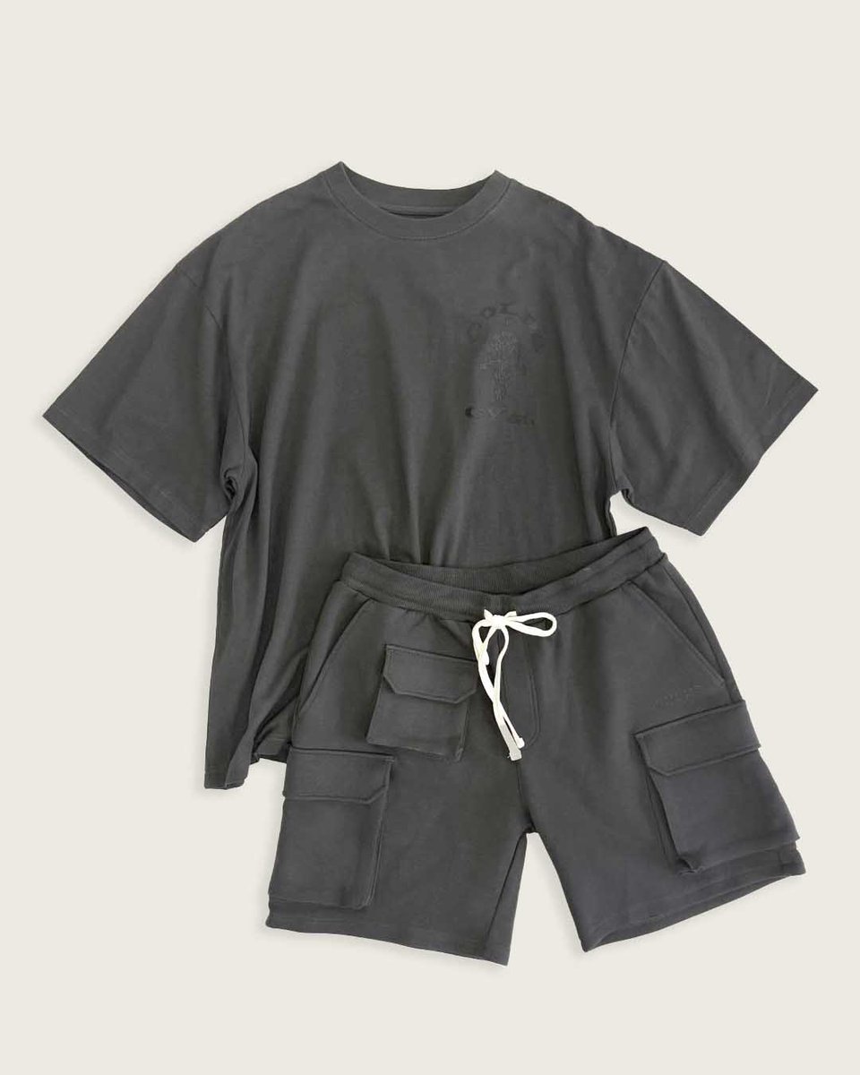 【日本未発売】 ゴールドジム×dark spots L 日本未発売】 ゴールドジム×dark spots L