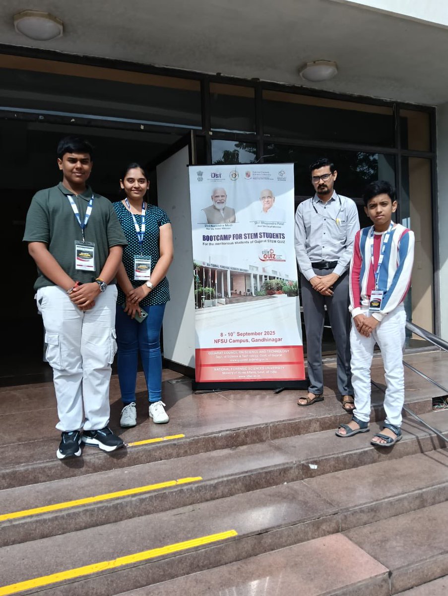 krcscbhavnagar's tweet image. The bright minds of #GujaratSTEMQuiz are at a 3-day #Bootcamp (8–10 Sept) @NFSU_Official Gandhinagar, exploring emerging tech &amp;amp; advanced skills. Grateful to Padma Shri Dr. J. M. Vyas, VC #NFSU, for guiding young talent to turn #curiosity into #careers &amp;amp; shape a #ViksitBharat.