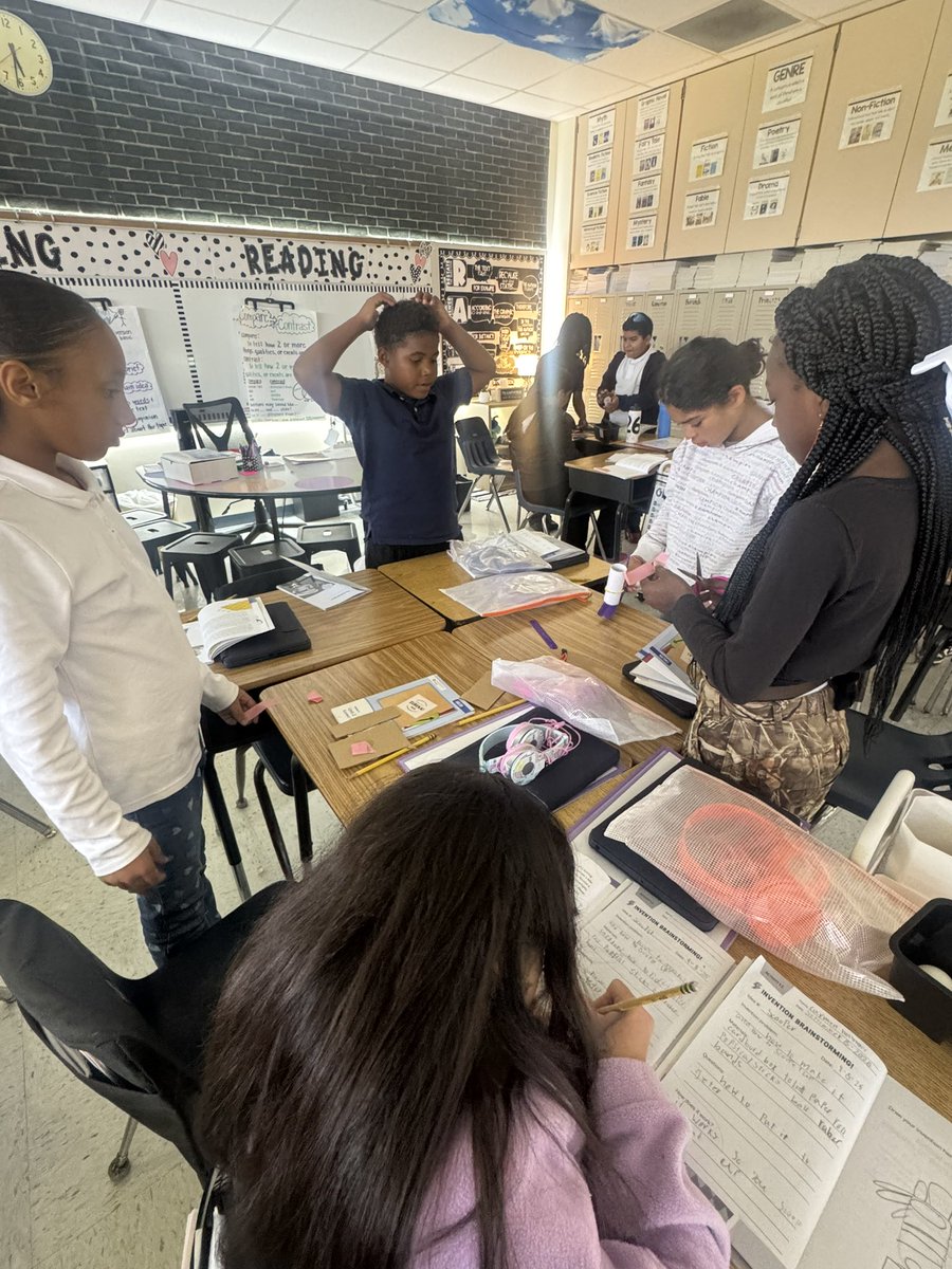 💥🦸‍♂️ Ms. Inay’s 4th grade superheroes powered up their reading skills today—using Main Idea &amp; Key Details to think like inventors! 💡🚀
@Cortezlupe1
<a href="/AmandaInay/">Amanda Dawn Inay - 4th & 5th Grade Humanities</a>