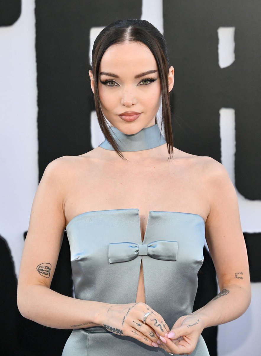 Dove Cameron looks absolutely stunning for the premiere of One Battle  After Another.