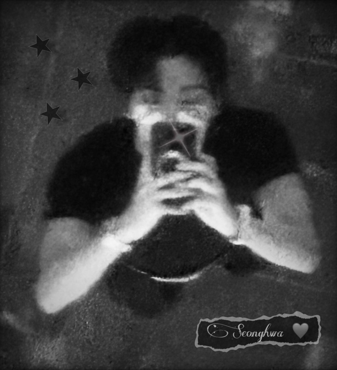 Atiny_Queenie's tweet photo. #새프로필사진 #NewProfilePic and layout cuz it was time for a change 🖤🩶✨

#seonghwa #mystarlight #theloml https://t.co/viidFQT0mf
