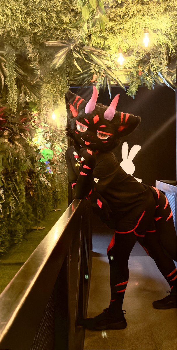 Hwami_furry's tweet photo. #FursuitEveryday #Hwami룡

오늘도 나를 보러 왔어 ~? 💜❤️🖤♦️
. https://t.co/kCJ01MCrWn