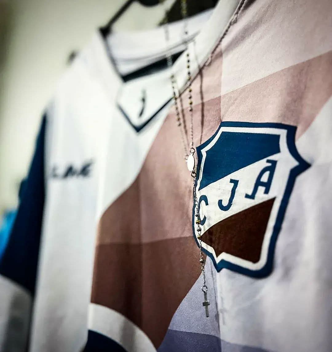 Solo le pido a Dios✝️💙🤍🤎