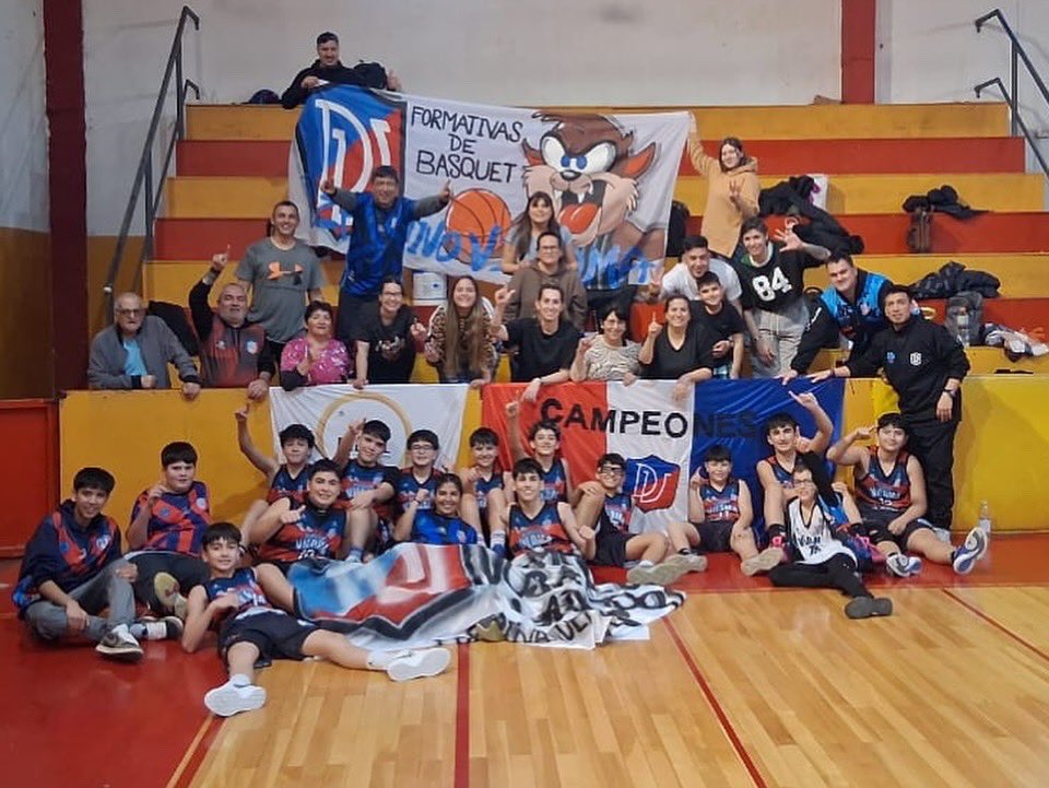 DEPORTIVO VIEDMA tweet media