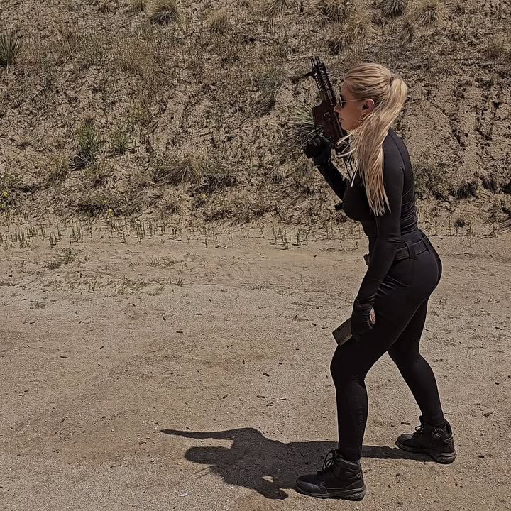 RiseArmament's tweet photo. “When I first started shooting, I thought a trigger was just a trigger. Now, I don’t think I can go back to Milspec after using Rise Armament. Shits so crisp and quick. I’m spoiled now 😏💅 Rave 140 Flat” @AZWS
📸: marina.haines (on IG)
This is what #WhyIRISE is all about. 🔥 https://t.co/Kpcj4HI6bL