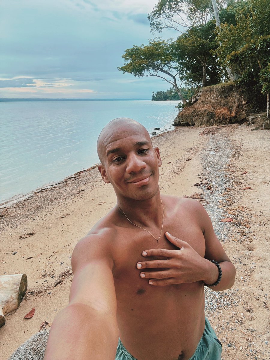 jixuz's tweet photo. Just good vibes ☀️🏝️ https://t.co/Sff1BTUGQW