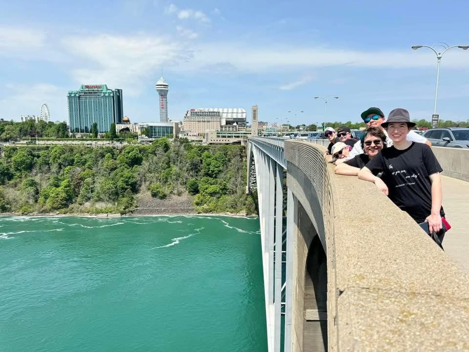 thatwitchygeek's tweet image. Happiest birthday @FLampsy 🎉🎉🎉