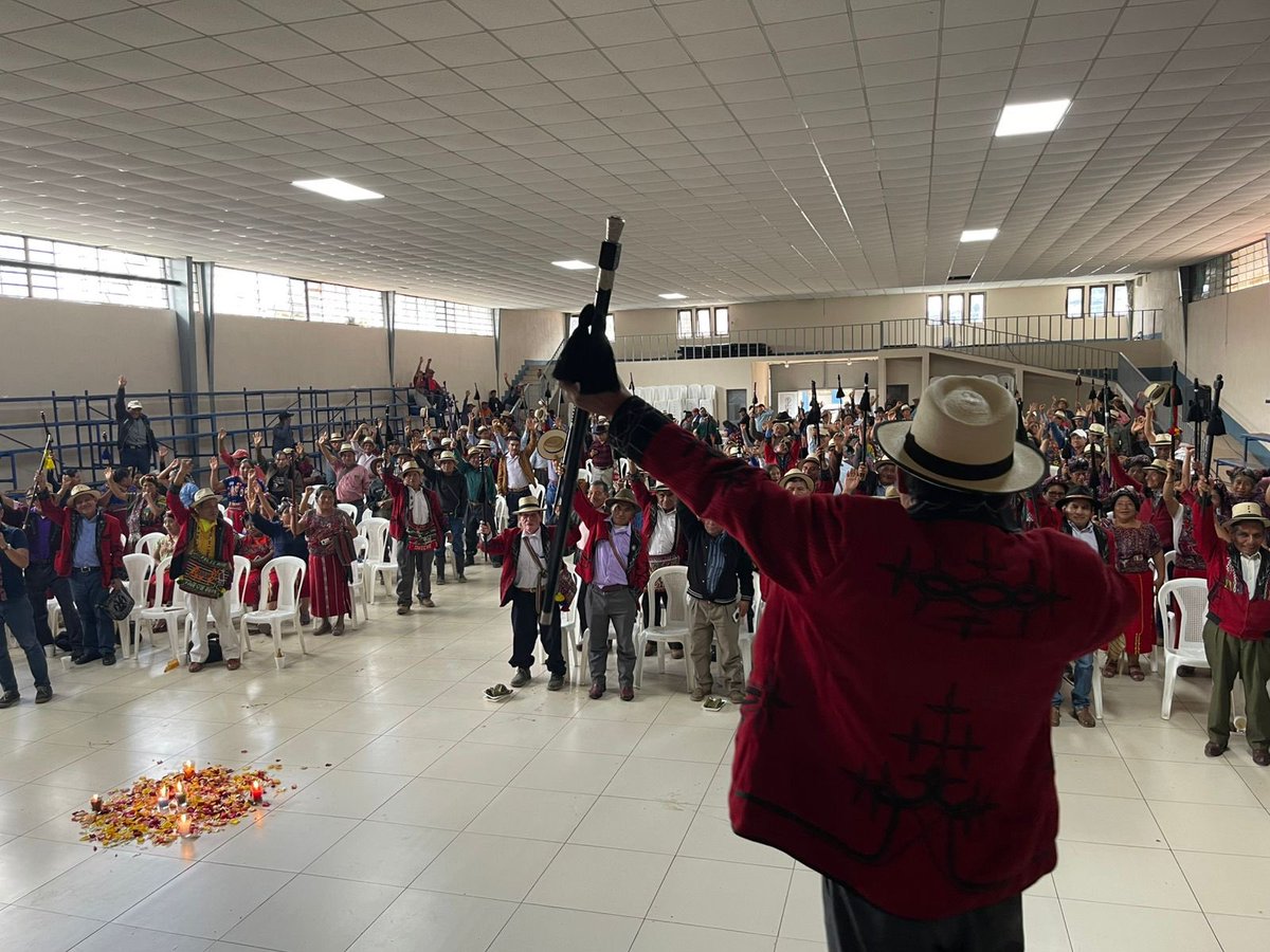 axrguate's tweet photo. “Las autoridades indígenas NO somos organizaciones criminales; nuestras acciones NO son terroristas, están orientadas a buscar el bien común y se encuentran amparadas por la Constitución” señala la Alcaldía Indígena  Maya Ixil en este pronunciamiento 👇🏽 https://t.co/a1vdIt9Kvk