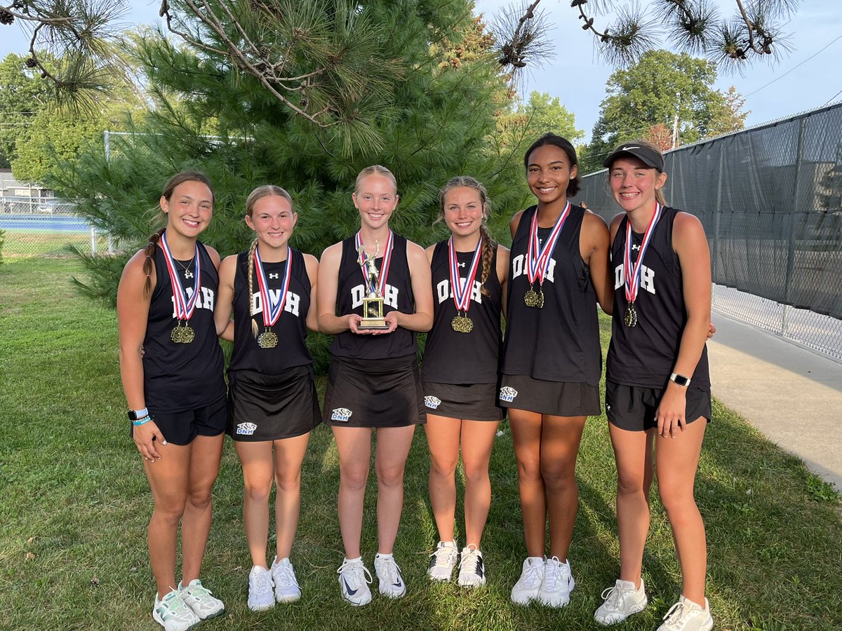RadioOnTheGo's tweet photo. For the second straight season, @dnhgirlstennis wins the team title at the NICL Girls Tennis Tournament! https://t.co/ayMgGG7Vwh