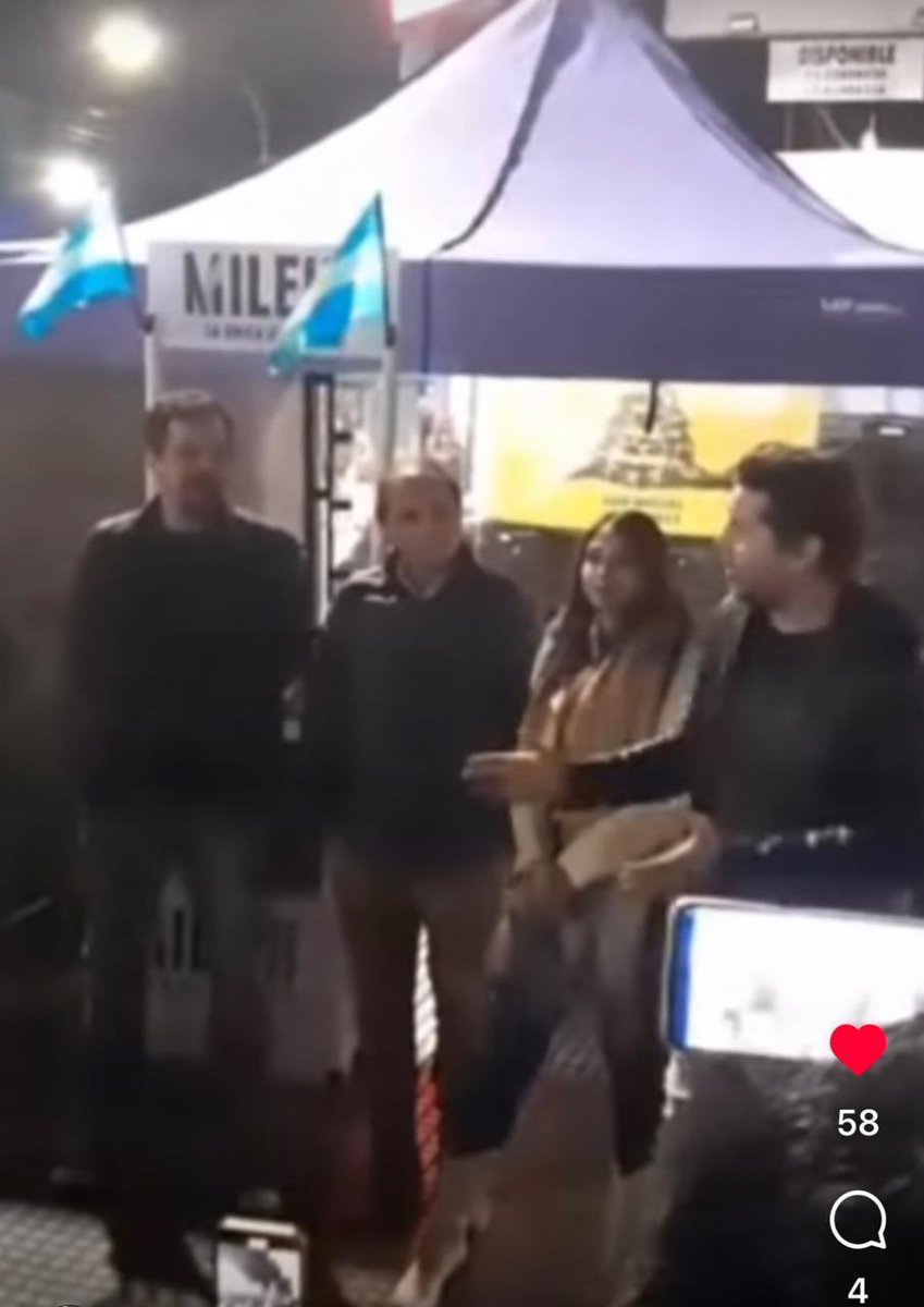 Estimada bolsa de bullying con el pase de 3 días a la Cómic-Con: En las presidenciales de 2023, apoyé a <a href="/JMilei/">Javier Milei</a> y caminé la provincia pidiendo el voto por LLA. Ustedes se “acuerdan” de cosas que jamás pasaron, por eso fue tan fácil hacerlos votar kirchneristas, gordo virgen.