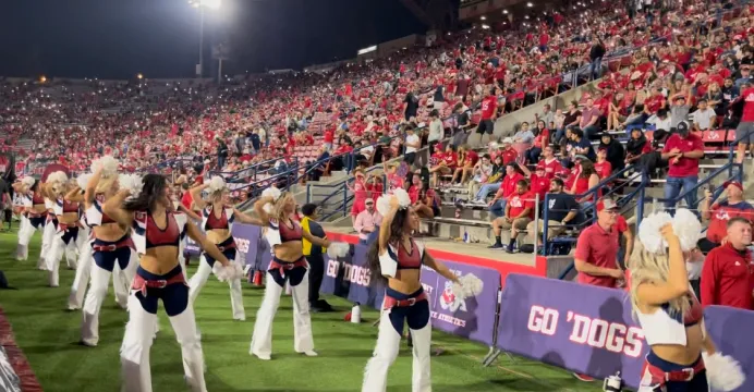 Another Monday, another ticket giveaway. You know the drill. 1⃣ Follow 2⃣ Like 3⃣ Re Post 4⃣ tickets for the lucky winners. Let's sellout VCS!! Weather's going to be perfect and this team deserves a full stadium!! Don't miss out on the Biggest Party in the Valley! #GoDogs