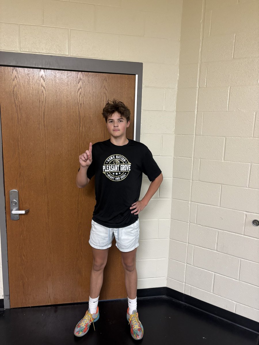 Player Spotlight ⭐️ Cade Gideon is a sophomore who has been very impressive this offseason! Cade is described by coaches as one who has a growth mindset, and it is extremely disciplined. As a result, he is constantly improving each day. Cade is a blessing to our program #GR🏀VE