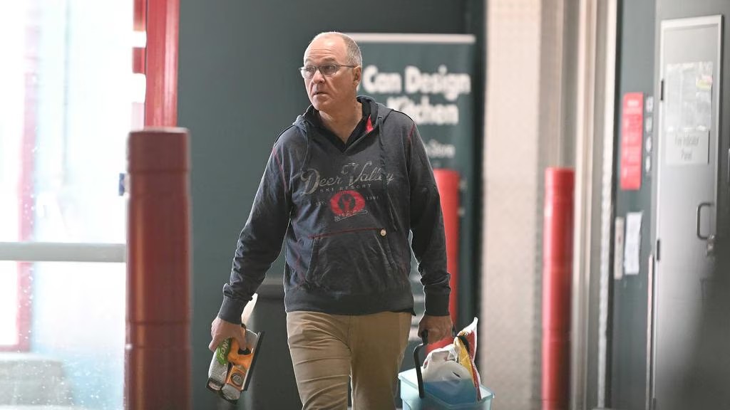 Former PwC Australia boss Tom Seymour has been rubbed out by the Tax Practitioners Board over links to the audit and consulting giant’s deliberate misuse of confidential government tax plans.

theaustralian.com.au/business/regul…