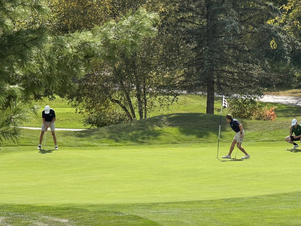 Varsity edged in a thrilling match 195-197 by Deer Lakes <a href="/PheasantRidgePA/">Pheasant Ridge Golf Club</a>.  Ethan Crooks shoots even-par 36, Aiden Bauman 37, Max Zigo 39, Gavin Tola 40, Trey Schreckengost 45.  Christian Cappetta of Deer Lakes is medalist with one-under 35.

<a href="/FASD_Athletics/">Freeport Athletics</a>