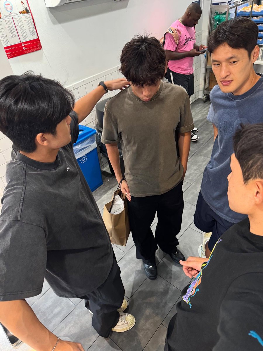 영우명재용우동경 .......... 🥹