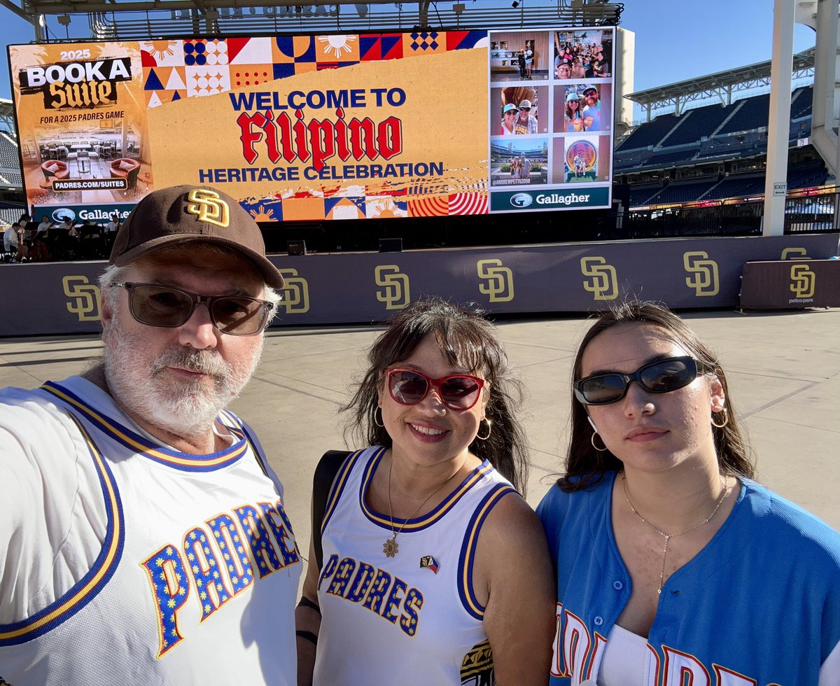 CastleByDesign's tweet image. Root, root, root for the Padres

#gopadres
#sdpadres
#ForTheFaithful