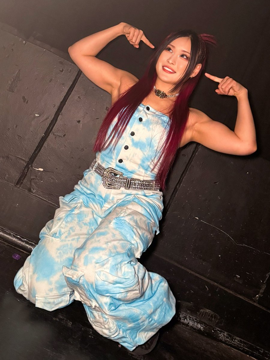 WrestlersArmpit's tweet photo. Iyo Sky
#wwe
#wweraw https://t.co/jWiG6Xwt3b