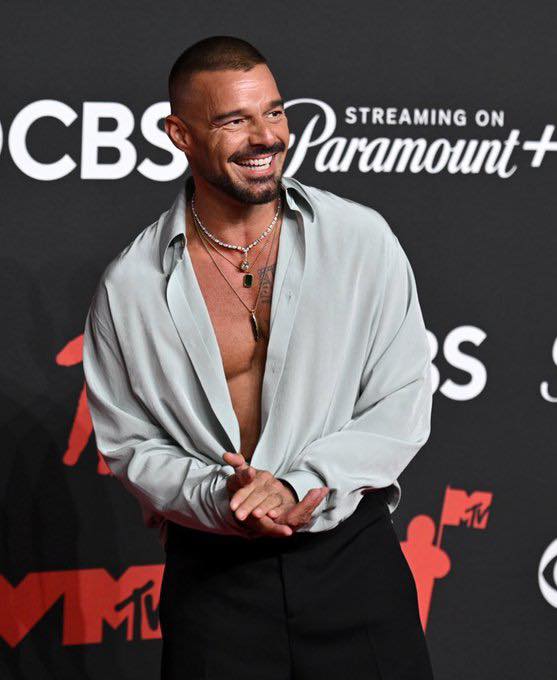 Revista ALÓ tweet media