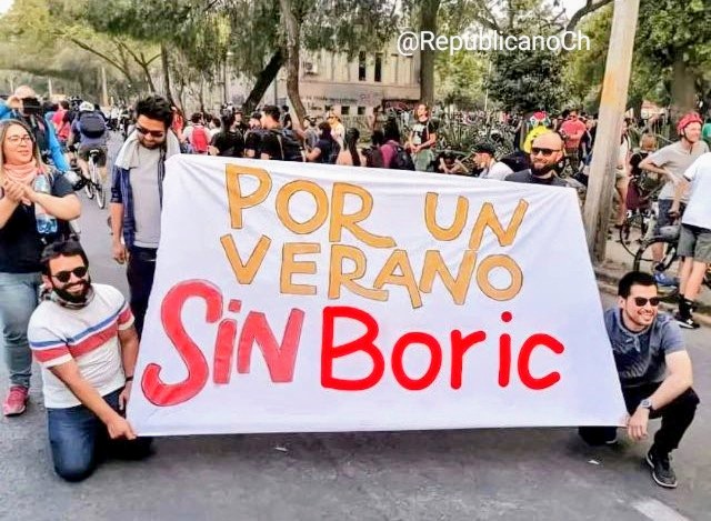 Si se puede!, el verano termina el 21 de marzo 🕺🎉💃🎆
#BoricElErrorDeChile