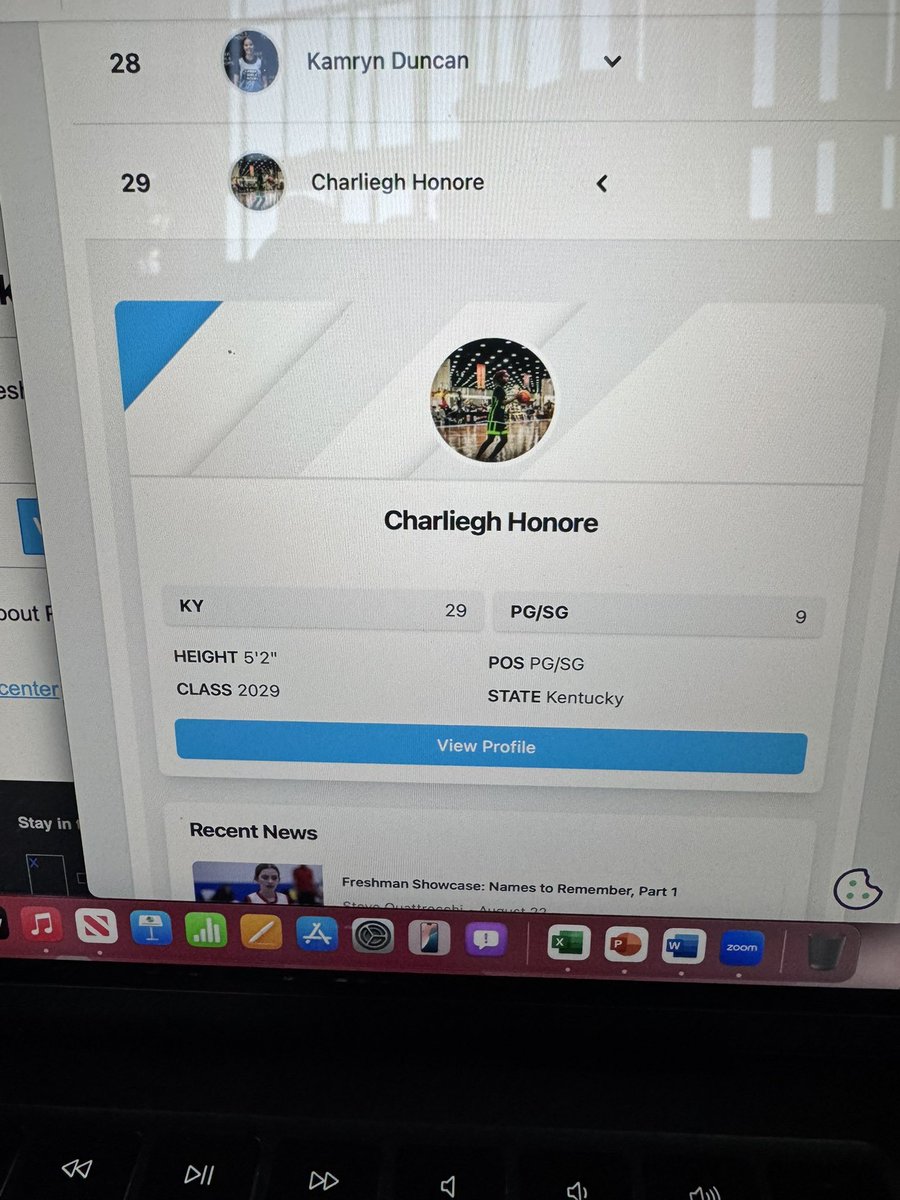 charlieghhonore29 (@charlieghh29) on Twitter photo 