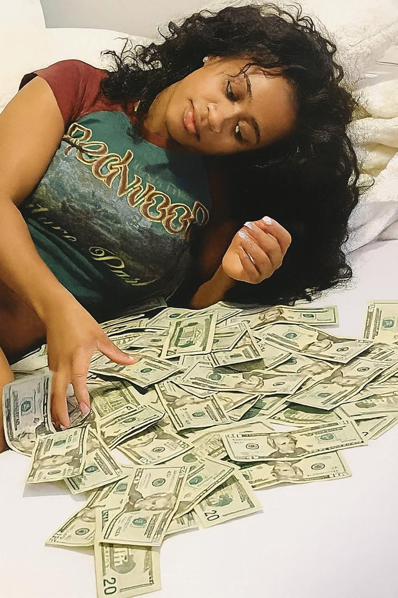 be the woman that got away from everything that wasn't meant for her.🧡