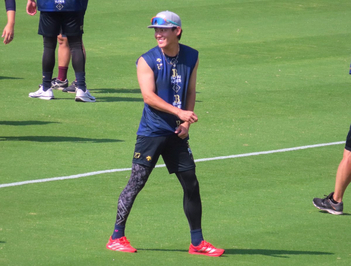 舞洲・残留練習⚾️🌞🌞🌞
元謙太選手です🍀︎