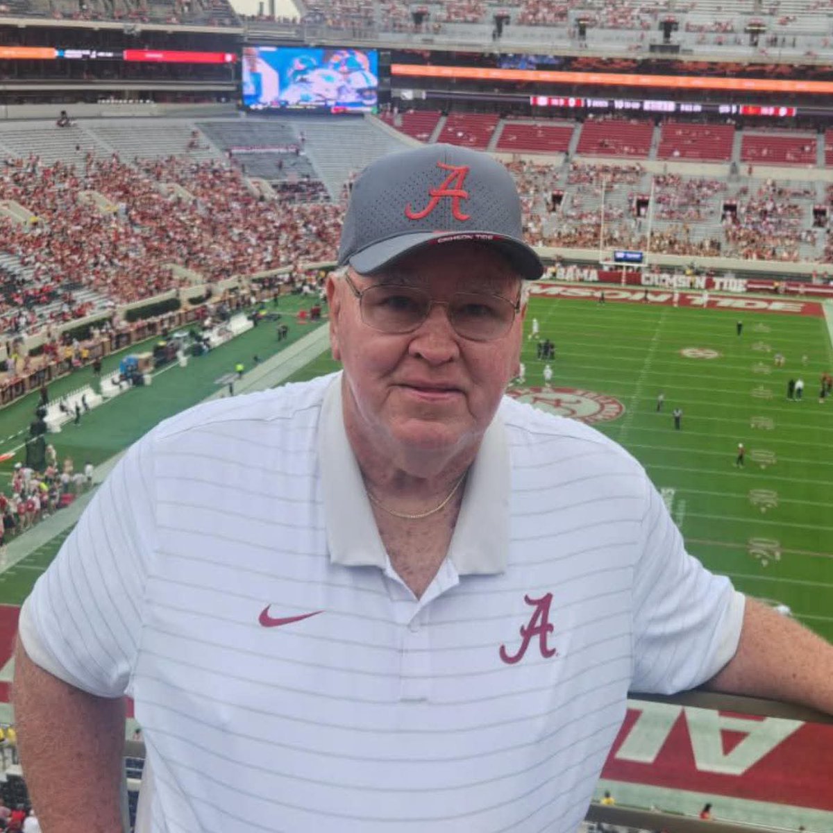 This past Saturday made 675 consecutive Crimson Tide games attended for Huntsville’s Tommy Ray... 🐘