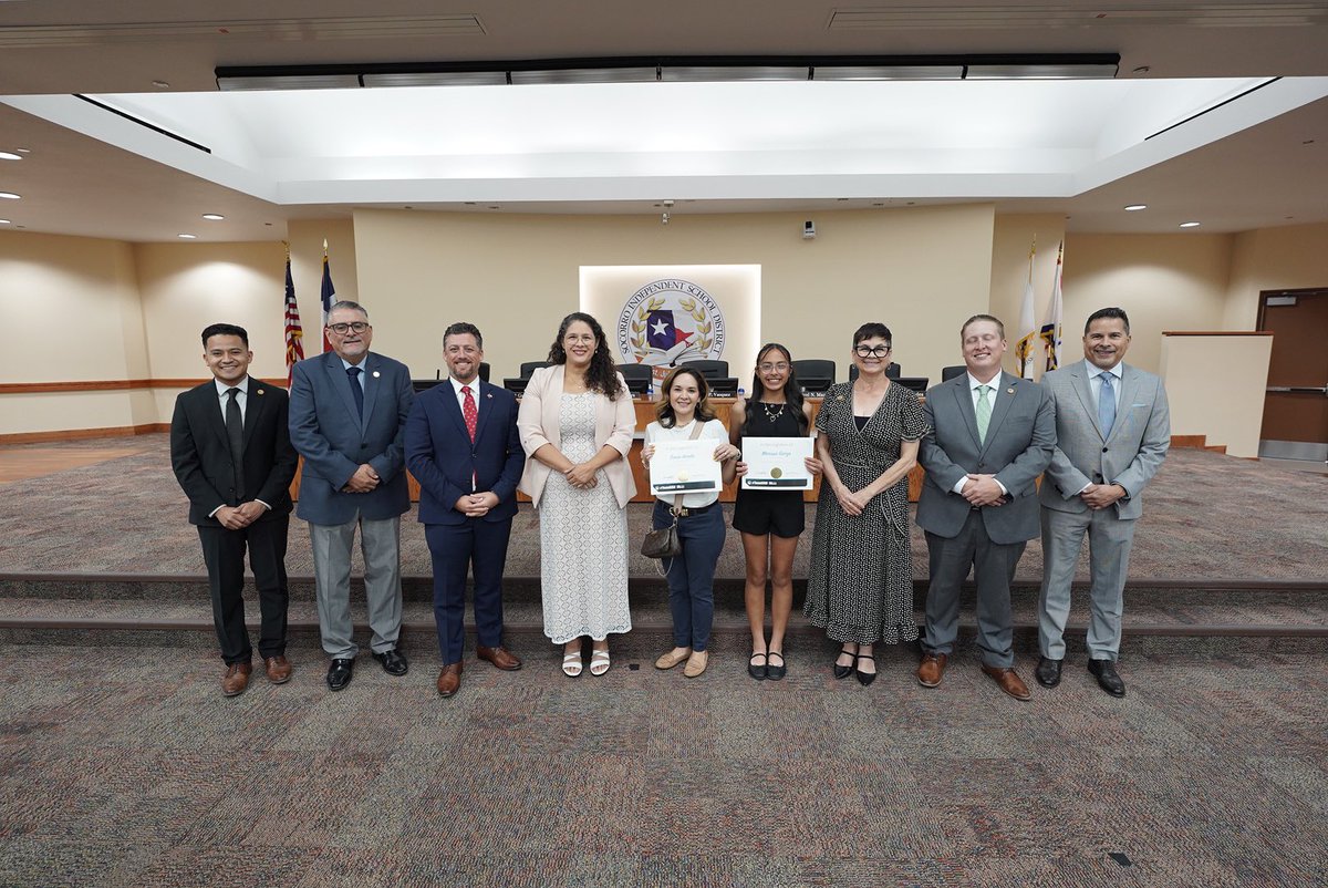 SocorroISD's tweet image. The Board of Trustees honored #TeamSISD student Marissa Garza for her winning entry in the 2025 Do the Write Thing National Essay Contest. Out of 4,500 El Paso entries, Marissa was named Ambassador of Peace and traveled to Washington, D.C. in July to meet with lawmakers about…
