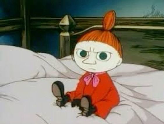 المفروض عباره " تعبانه نفسياً " او سكليف نفسي ، يعتبر عذر ممتاز للغياب مدري ليش يضحكون لما اقولهم غبت عشان نفسيتي تعبانه وياليت فيه سكليف نفسي